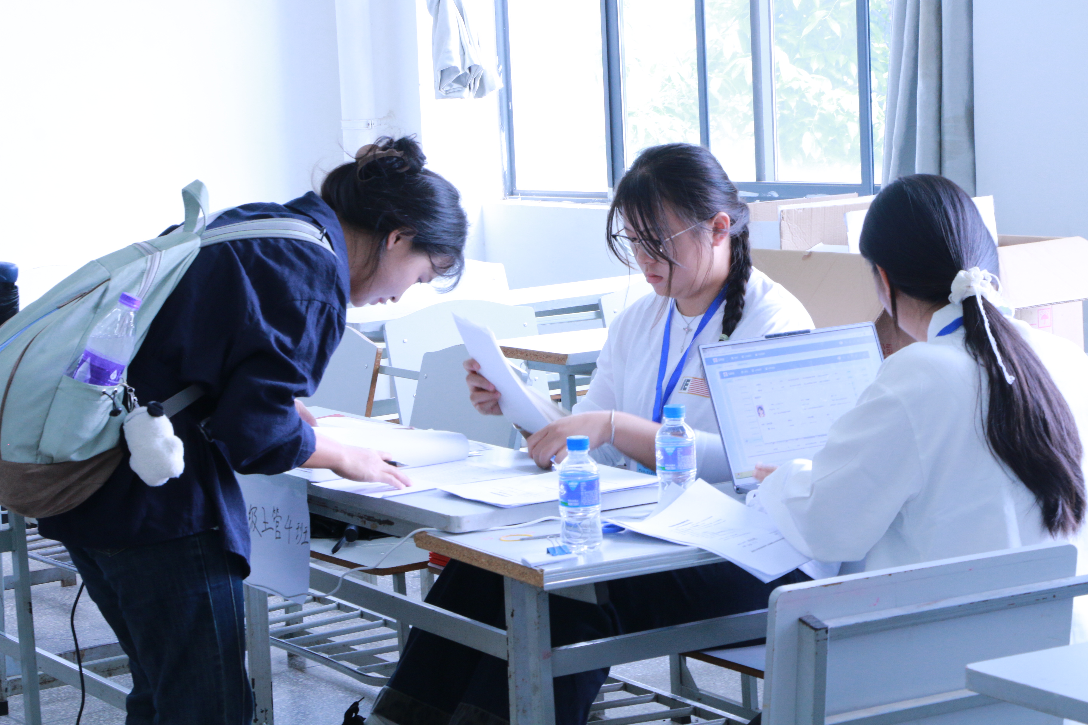 领取毕业证4.JPG